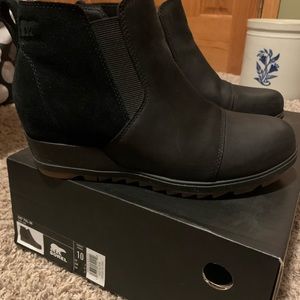 Women’s Sorel Evie Pull-On Boot Size 10 Black, EUC